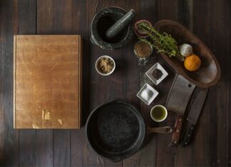 Jak wyciąć otwór w żeliwie?