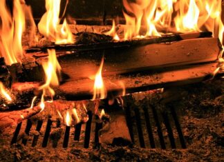 Jak zrobić domowe palenisko?